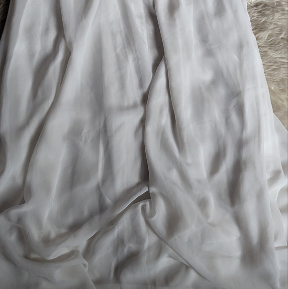 Final Price Pinkblush Ivory Maternity Photoshoot Gown - Picture 10 of 11